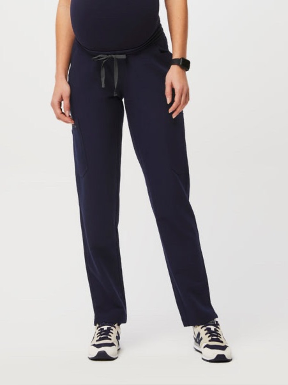 FIGS Yola Maternity 2.0 Skinny/Slim Scrub Pants in Navy, women’s size Small